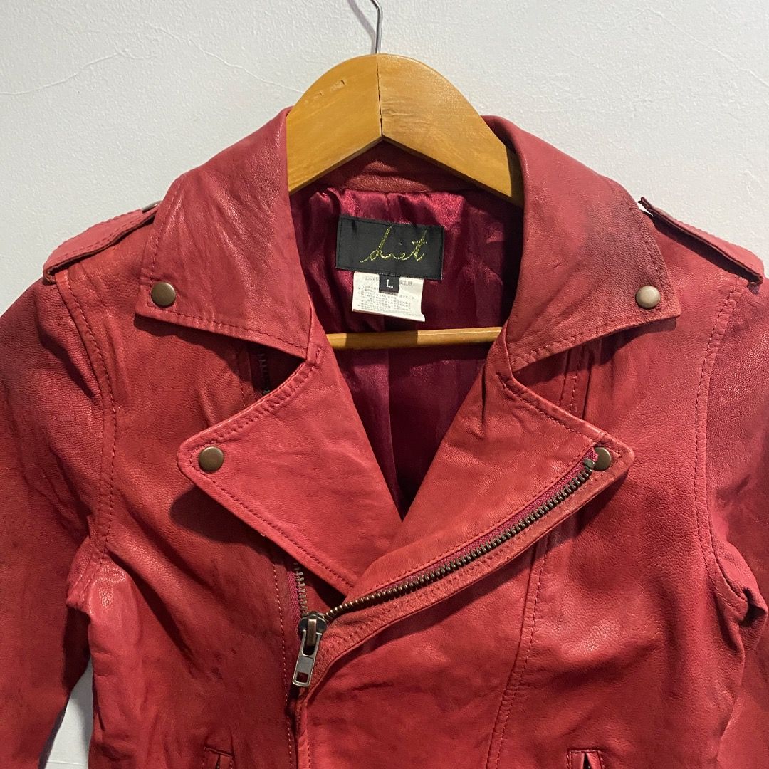 Diet Japan Motorcycle Leather Jacket XS/S (Category: Coats, Jackets and Outerwear) located in Antipolo. Submitted by bentakahitanoano (Listing ID 1467572545, Image 3). Description: This jacket is a vintage piece from the acclaimed cult Japanese avant-garde fashion label, Diet Butcher Slim Skin (DBSS). Founded in Tokyo in 1997 by designer Hisashi Fukatami, the brand is highly regarded in the archival fashion community for mixing dark, punk rock el