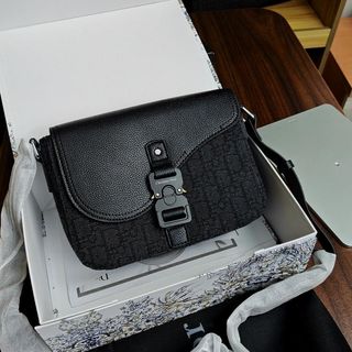 （分類：）位於 。 由 newwhale_44c5b1 提交（商品編號 1467368551，圖片 1）。簡介： 。