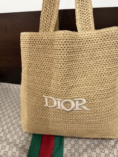 (Category: ) located in . Submitted by shopnsave2015 (Listing ID 1467420634, Image 1). Description: .
