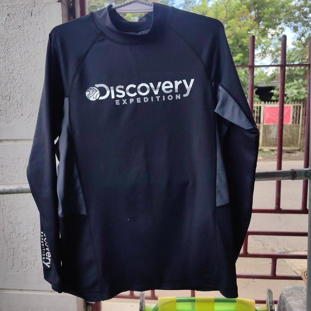 Discovery Expedition rash guard (Category: Swim Top & Rash Guards) located in Calamba. Submitted by princesspauliney. (Listing ID 1467521668, Image 1). Description: Calamba Shoppee check out Jnt direct courier First to pay basis.