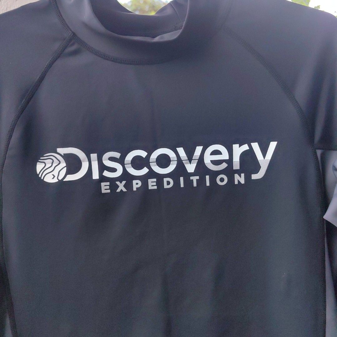Discovery Expedition rash guard (Category: Swim Top & Rash Guards) located in Calamba. Submitted by princesspauliney. (Listing ID 1467521668, Image 2). Description: Calamba Shoppee check out Jnt direct courier First to pay basis.