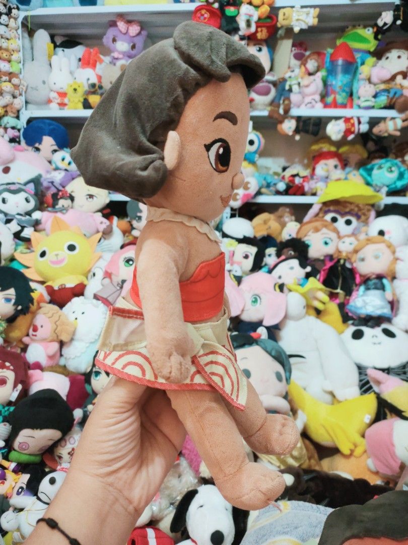 Disney Animators' Collection Moana Plush Doll (Category: Plushies & Soft Toys) located in Antipolo. Submitted by bhabiegraciefashionlab (Listing ID 1467363381, Image 2). Description: This is a Disney Animators' Collection Moana Plush Doll (approximately 12 inches / 30 cm tall), representing baby/toddler Moana from the Disney film Moana Design: Styled after the Disney Animators' Collection, featuring soft-sculpted toddler features, embroidered fac