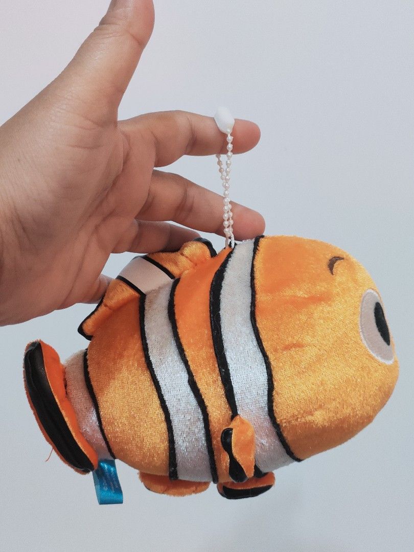 Disney Finding Dory - Nemo Mascot Size Plush Charm (Category: Plushies & Soft Toys) located in Antipolo. Submitted by bhabiegraciefashionlab (Listing ID 1467519603, Image 2). Description: ✨ Disney Finding Dory - Nemo Mascot Size Plush Charm 🇯🇵Authentic From Japan 🔖Like New 📸Actual Photos posted, what you see is what you'll get 😍Perfect for Disney /Finding Nemo/Finding Dory Fans and Collectors or for gifting 💸MOP 👉🏻Gcash /Maribank/GoTyme �