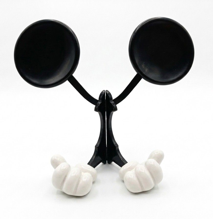 Disney Mickey Mouse Ceramic Deco Plate with Stand (Category: Other Home Decor) located in Binan City. Submitted by mayjhe (Listing ID 1467364286, Image 2). Description: 💛 For Sale 💛 🌸 Disney Mickey Mouse 🍀 Ceramic Plate w/ stand 📍 Condition: Good / No box 💰 Price is ₱ 700.00 👉 Other details posted 🇵🇭 Location Biñan Laguna 🛵 Courier J& T and Lalamove 📋 Shipping by schedule 📍 NO COD & COP 📌 All items are carefully packed and labeled wi