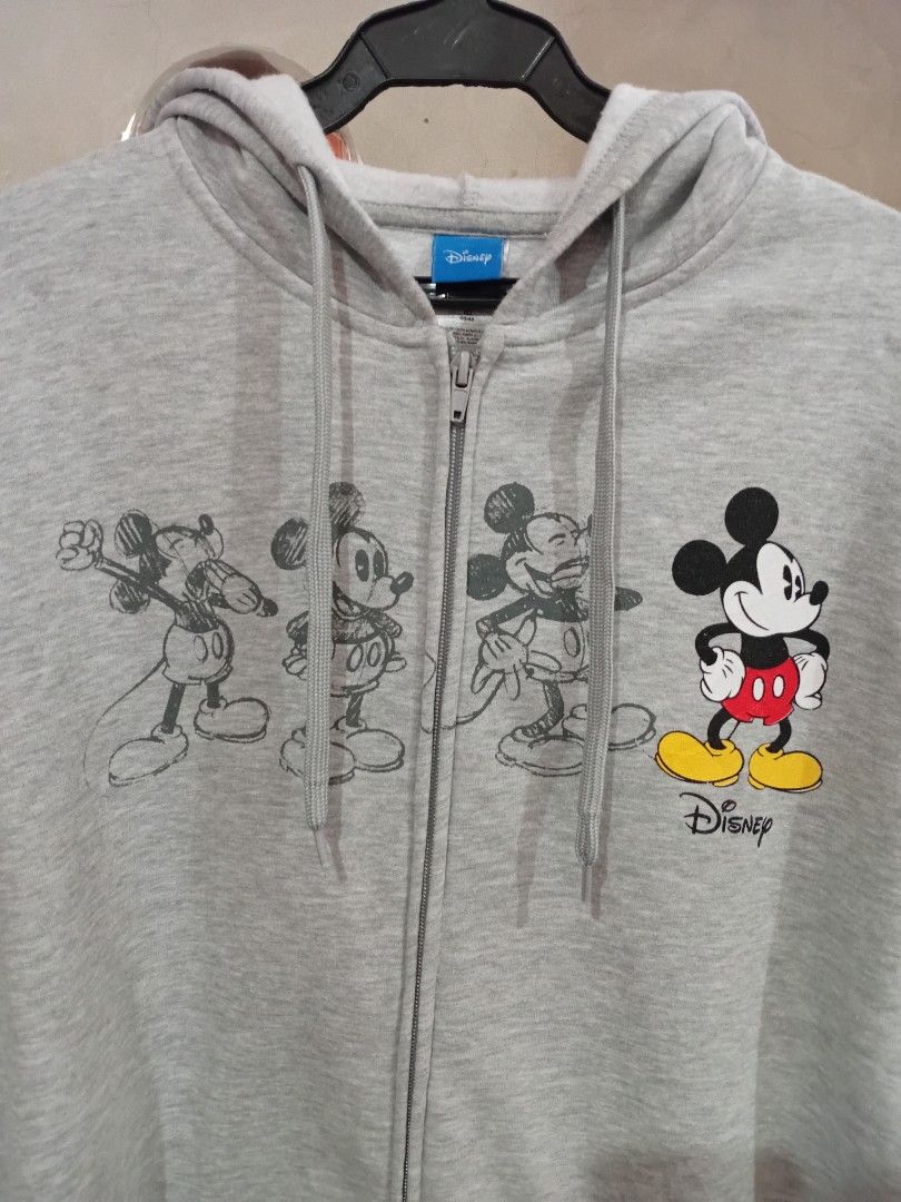 disney mickey mouse zip up hoodie (Category: Hoodies) located in Muntinlupa City. Submitted by rianrax3012 (Listing ID 1467488315, Image 2). Description: dimensions 23"Width x 28"Length like new excellent no hidden issues.