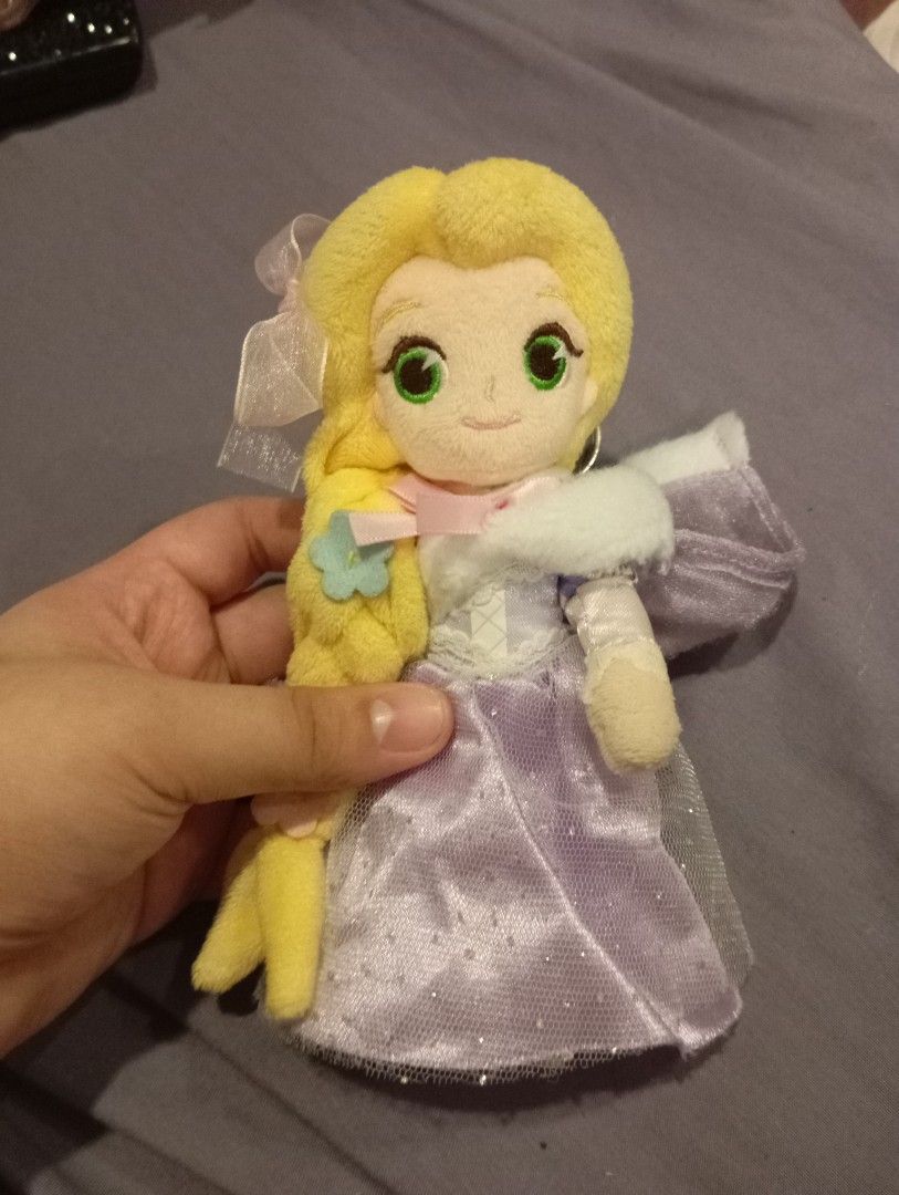 Disney Rapunzel (Tangled) Plush Charm (Category: Plushies & Soft Toys) located in Marikina City. Submitted by glimmr.ph (Listing ID 1467462226, Image 1). Description: .
