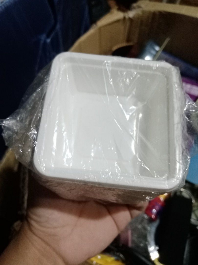 Disposable saucer/dippers (Category: Other Kitchenware & Tableware) located in Caloocan City. Submitted by 4kidsstore (Listing ID 1467382971, Image 2). Description: .