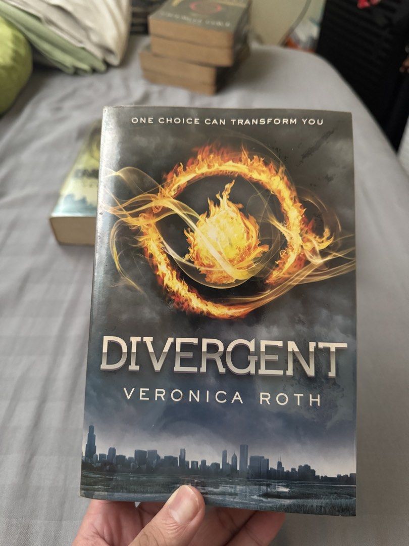 Divergent Series Paperback Set by Veronica Roth (Category: Storybooks) located in Cainta. Submitted by pinedaandr02341 (Listing ID 1467415638, Image 2). Description: - Title: Divergent Trilogy by Veronica Roth - Includes: Divergent, Insurgent, and Allegiant - plastic covered - tanning pages - sold as set only Loc: Cainta, Rizal MOD: J&T, Lbc, Llaamove MOP: Gcash, Bpi, Maribann.