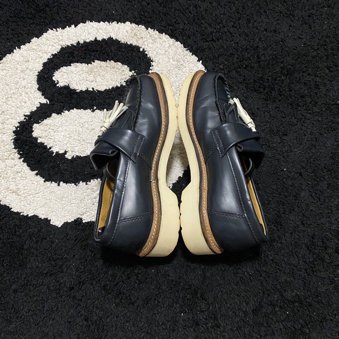 Doc Martens (Category: Loafers) located in Danao, Cebu. Submitted by sneaks_cebu (Listing ID 1467410035, Image 3). Description: Doc Martens Loafers Size 6wm 23cm -minor scratches Php 1,650 .