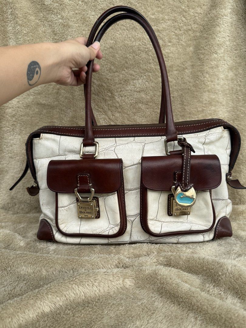 Dooney and Bourke Satchel croc-embossed bag (Category: Shoulder Bags) located in Bocaue. Submitted by quickfish.3fde35 (Listing ID 1467462242, Image 1). Description: With signs of use Check pictures for details Price is negotiable.