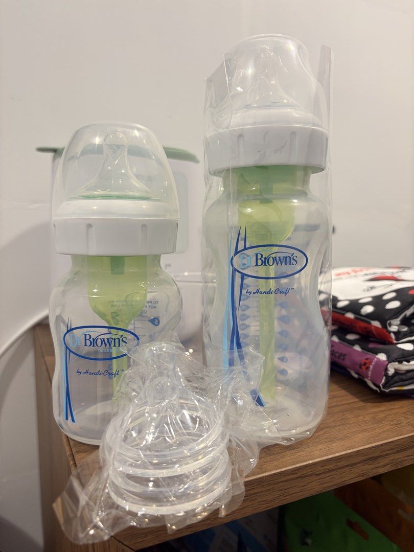 Dr. Brown's Anti-Colic Options Sample Kit (Category: Breastfeeding & Bottle Feeding) located in Quezon City. Submitted by ravsberries (Listing ID 1467374101, Image 2). Description: .