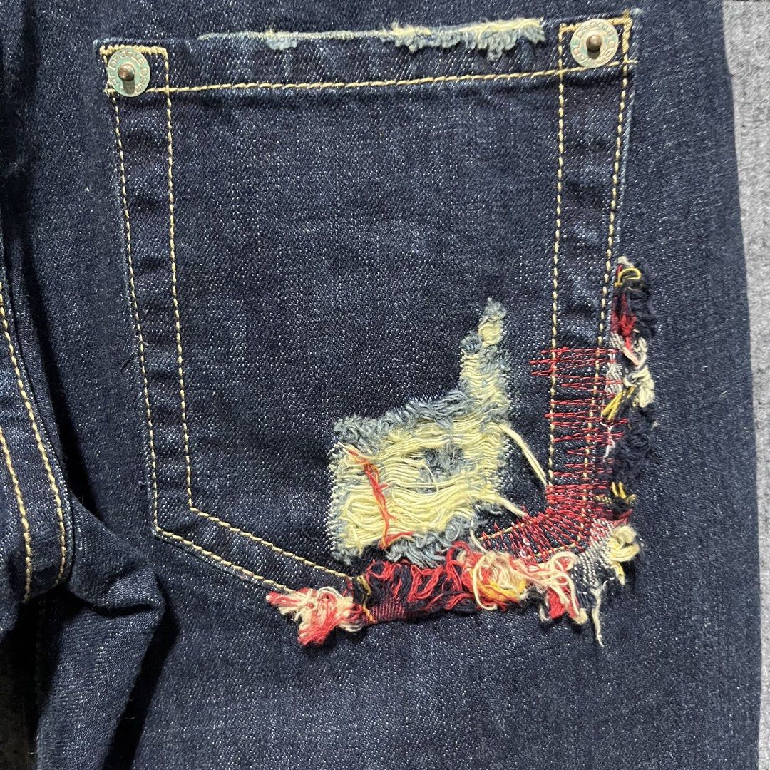 DSquared2 (Category: Jeans) located in Kadingilan. Submitted by tejaresnick (Listing ID 1467531490, Image 3). Description: Excellent condition Color rate 9.7/10 Width 14 Length 35.