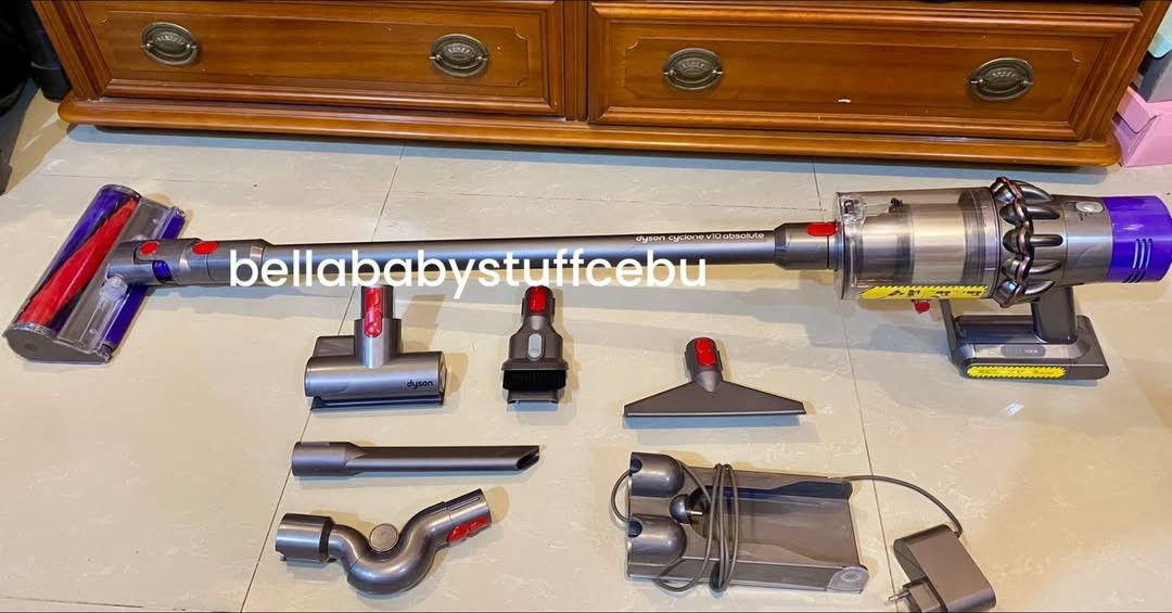 Dyson Cyclone V10 absolute cordless vacumm (Category: Vacuum Cleaner & Housekeeping) located in Cebu City. Submitted by bellababystuffcebu (Listing ID 1467377438, Image 3). Description: Dyson Cyclone V10 absolute cordless vacumm Preloved in Like New Condition SRP 35k Selling Low Please see video for reference https://fb.watch/v/4XazBm_Cx/? We ship Nationwide! PICK UP TALISAY, Cebu DELIVERY | SHIPPING BUYERS EXPENSE COD AVAILABLE via Grab Lalamove