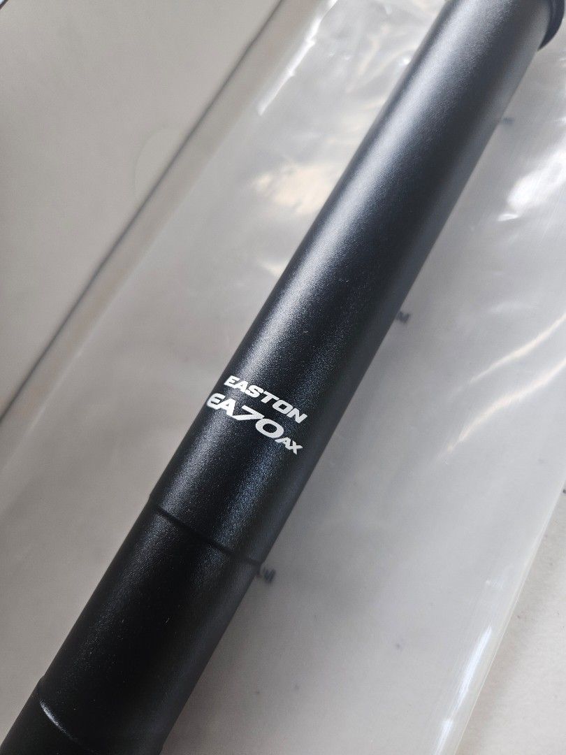 Easton AX 27.2 Dropper Post (350mm) (Category: Bicycles) located in Quezon City. Submitted by fliptongz (Listing ID 1467372228, Image 3). Description: Brandnew Easton AX 27.2 Dropper Post! = Php 7,500.00 Travel: 50mm Length: 350mm Diameter: 27.2mm - FINISH: BLACK ANO - WEIGHT: 350mm - 400g - HEAD OFFSET: 0mm - MATERIAL: EA70 ALLOY - Compatible with both drop bar-optimized levers and drop bar-compatible shifters. * Compatibility is buyer's respons
