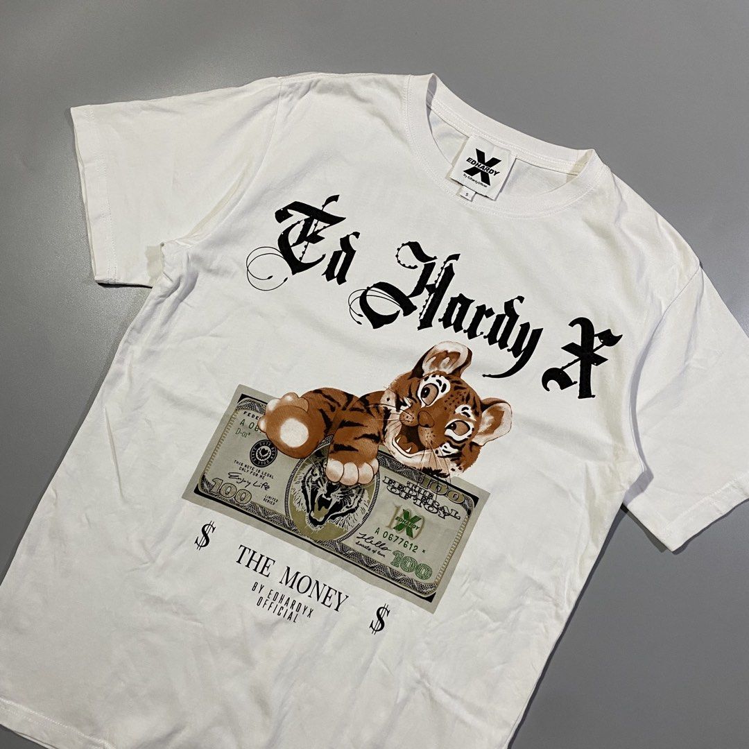 ED HARDY (Category: Tshirts & Polo Shirts ) located in Cebu City. Submitted by thrifthing_ph (Listing ID 1467533424, Image 3). Description: ED HARDY - AS NEW NO ISSUE SIZE : SMALL W 18 | L 27 .