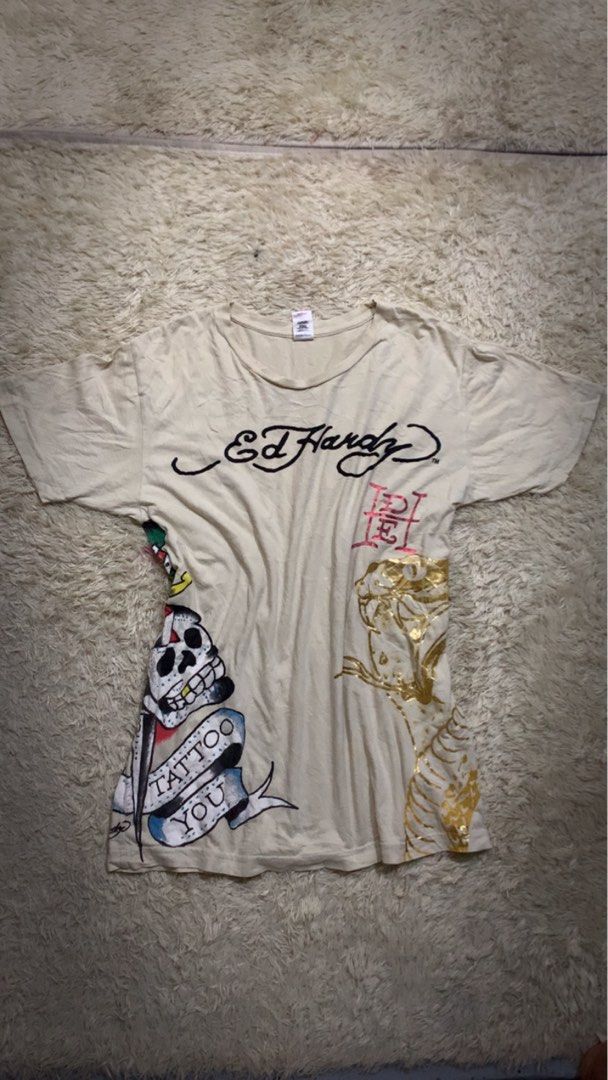 Ed hardy (Category: Tshirts & Polo Shirts ) located in Aloran. Submitted by cowskin_927 (Listing ID 1467595202, Image 1). Description: Edhardy Size small ontag Dimension 20 x 27.
