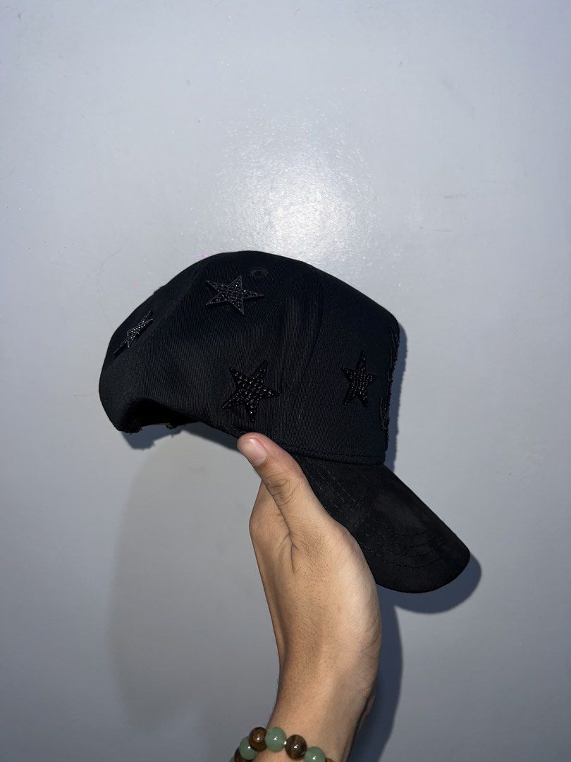 El Barbas Hats Black Star Snapback Cap (Category: Caps & Hats) located in Manila. Submitted by justineperez (Listing ID 1467499766, Image 2). Description: FORSALE‼️ AFRAME RHINESTONE📩 BRANDNEW✅ TAGUIG CITY📍.