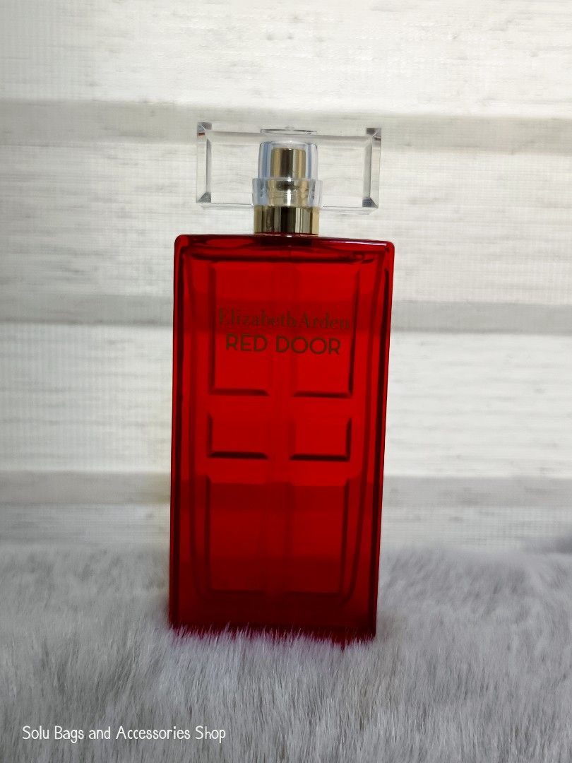 Elizabeth Arden Eau de Toilette (Category: Fragrance & Deodorants) located in Taguig. Submitted by mommasolu (Listing ID 1467390238, Image 3). Description: Elizabeth Arden Red Door Eau de Toilette 50ml 🔖2500.00 php ❣️ DM for queries ❣️On hand and ready to ship ❣️All items are 💯 original and authentic from 🇺🇸 MOP: GCash and Bank Transfer via BPI or GoTyme.