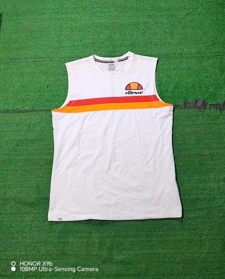 ELLESSE COTTON SLEEVELESS MEN (Category: Tshirts & Polo Shirts ) located in General Santos City (Dadiangas). Submitted by danzdindin01 (Listing ID 1467546515, Image 1). Description: Legit Large men Excellent No issue.