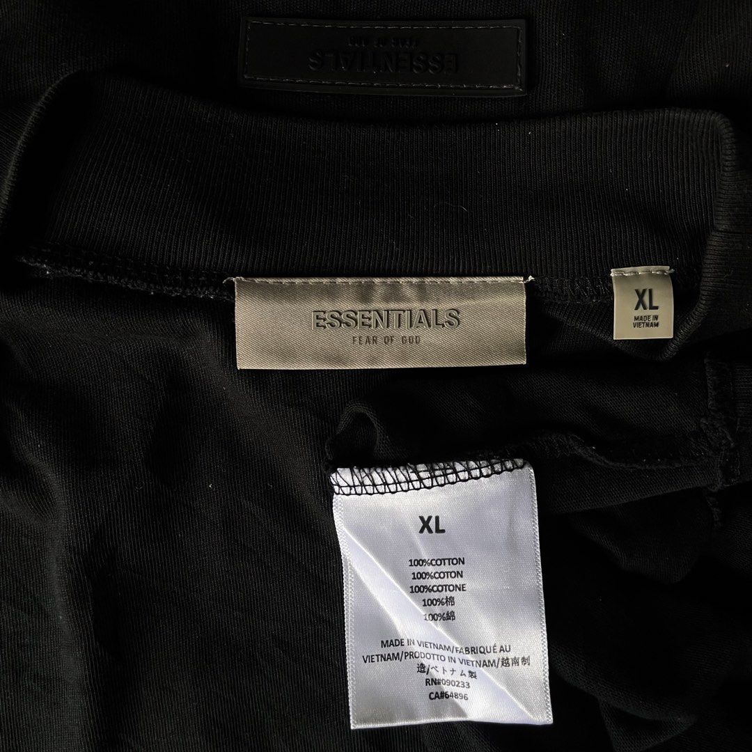 Essential FOG (Category: Activewear) located in Manila. Submitted by kidd21vergil (Listing ID 1467481892, Image 3). Description: Width 25 Length 29 Excellent condition 9.5/10 color rate .
