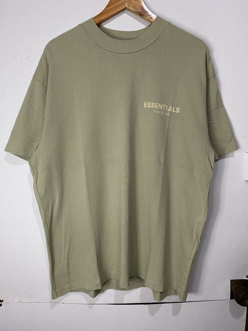 ESSENTIAL TSHIRT (Category: Tshirts & Polo Shirts ) located in Jaen. Submitted by oshimamark58418 (Listing ID 1467534762, Image 1). Description: .