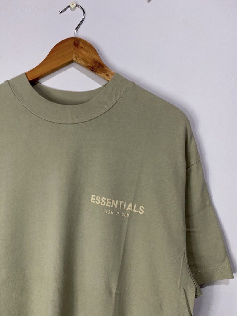 ESSENTIAL TSHIRT (Category: Tshirts & Polo Shirts ) located in Jaen. Submitted by oshimamark58418 (Listing ID 1467534762, Image 2). Description: .