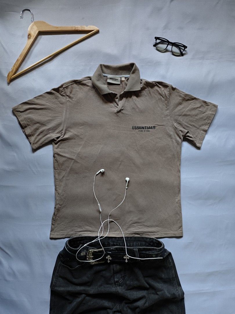 Essentials Polo (Category: Tshirts & Polo Shirts ) located in Cabuyao City. Submitted by grand_vault (Listing ID 1467417155, Image 1). Description: Size: L Width: 22 Length: 26.5 Condition: 10/10 Color rate: 10/10 Issue: none.