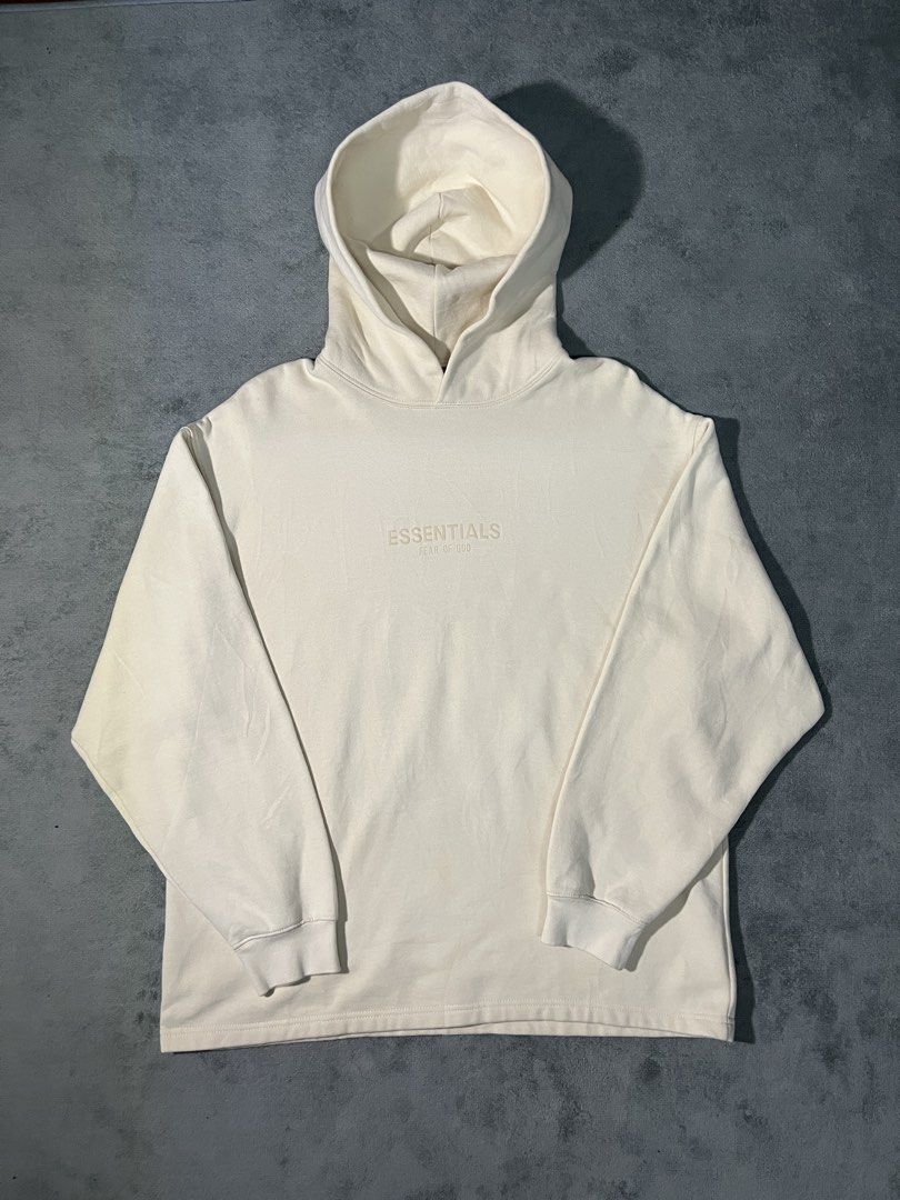 Essentials S21 (Category: Luxury Apparel) located in Marilao. Submitted by thriftyy_69 (Listing ID 1467411095, Image 1). Description: * ��Very Good Condition * ��Color rate: 9.8/10 * �width: 24 * ��length: 29 * ��Best fit: X-Large.