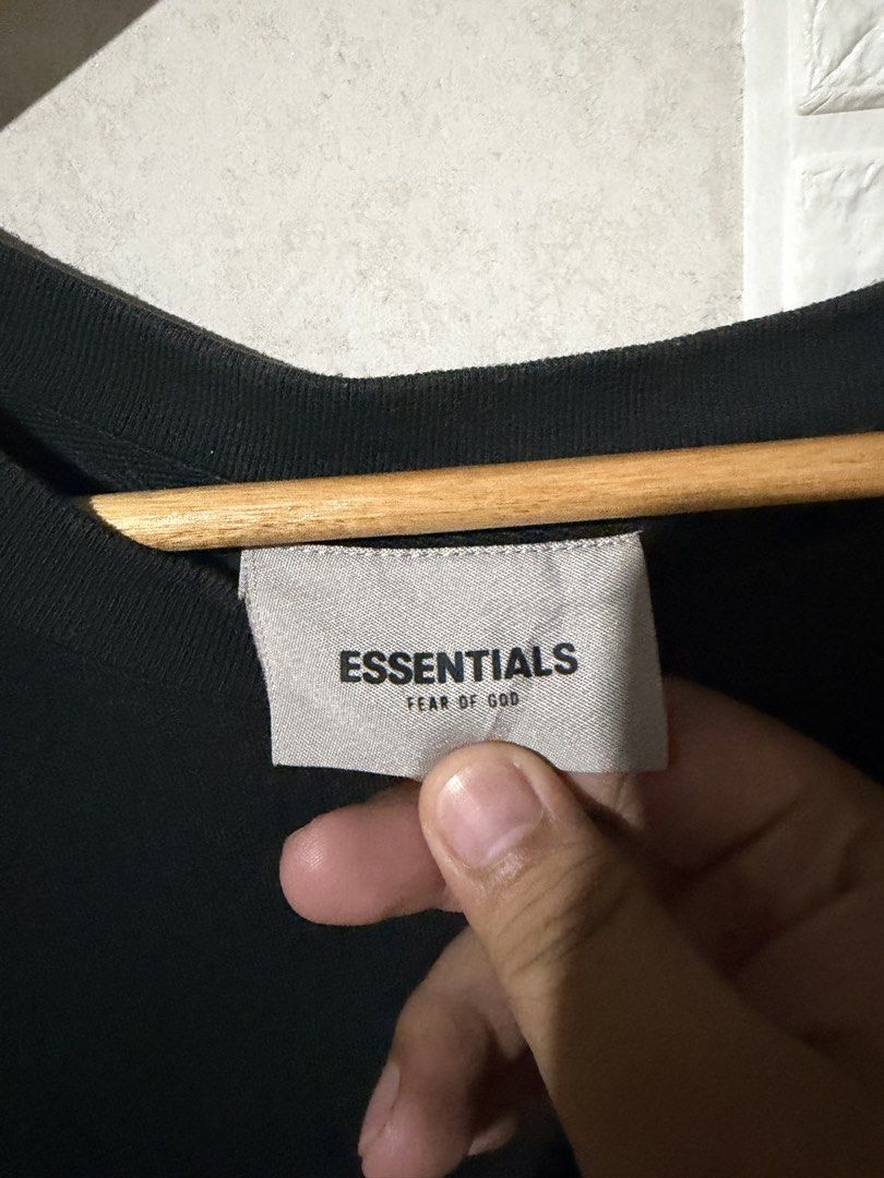 Essentials T-Shirt (Category: Tshirts & Polo Shirts ) located in Calasiao. Submitted by used_goodies222 (Listing ID 1467601291, Image 3). Description: 27*33 No issues As new Condition Complete tags Authentic.
