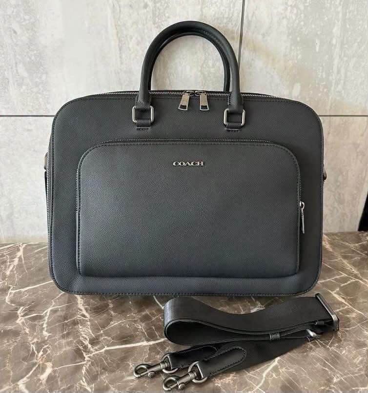 Ethan Briefcase (Category: Briefcases) located in Manila. Submitted by bagislifeshop (Listing ID 1467491909, Image 3). Description: .