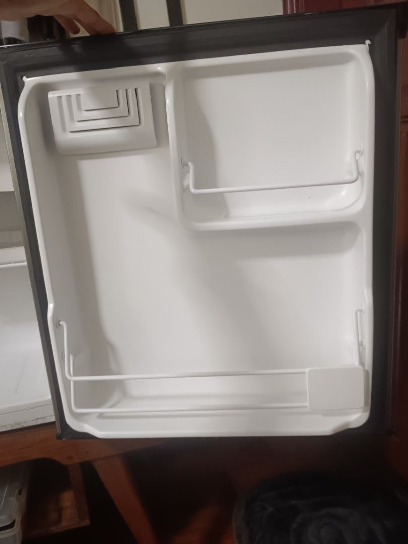 EVEREST SMALL REFRIGERATOR (Category: Refrigerators and Freezers) located in Manila. Submitted by nurseraketera06 (Listing ID 1467422100, Image 3). Description: FOR SURE BUYERS ONLY!!! STILL IN GOOD CONDITION COLOR: GRAY MEASUREMENTS: LENGTH : 19 in x WIDTH: 17 in LENGTH: 43 cm x WIDTH 48 cm No refund, No return, No exchange since we do item check shipping fee will shoulder by the buyer LOC? QC BASED reason for selling? not using anymore mode of 