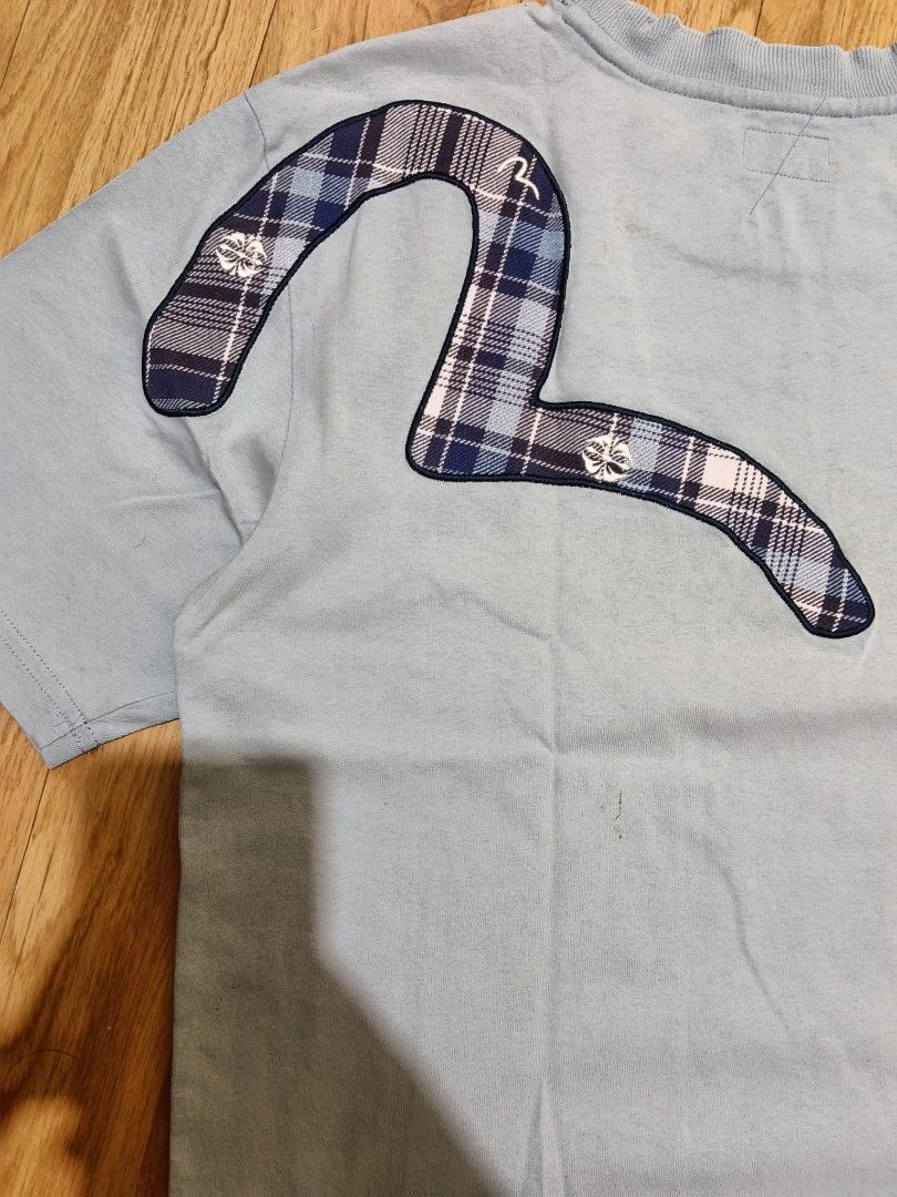 Evisu Big Logo Embroidery Backhit (Category: Tshirts & Polo Shirts ) located in Manila. Submitted by yvl.op (Listing ID 1467399389, Image 3). Description: MOP: GCASH MOD: JNT/LALAMOVE ISSUE: STAINS, BACON NECK DM FOR MORE INFO PRICE IS STILL NEGOTIABLE +SF.