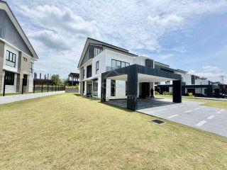 (Category: ) located in . Submitted by mekdin (Listing ID 1442907463, Image 1). Description: .