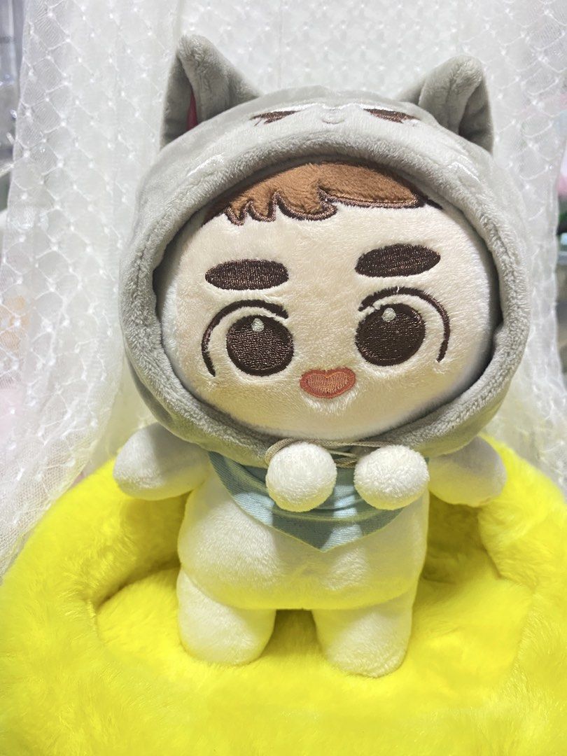 Exo DO kpop doll plush DO Doh Kyung-soo (Category: Plushies & Soft Toys) located in Los Banos. Submitted by chus.things (Listing ID 1467511968, Image 1). Description: Removable Wolf hat and scarf (wolf hat and scarf included).