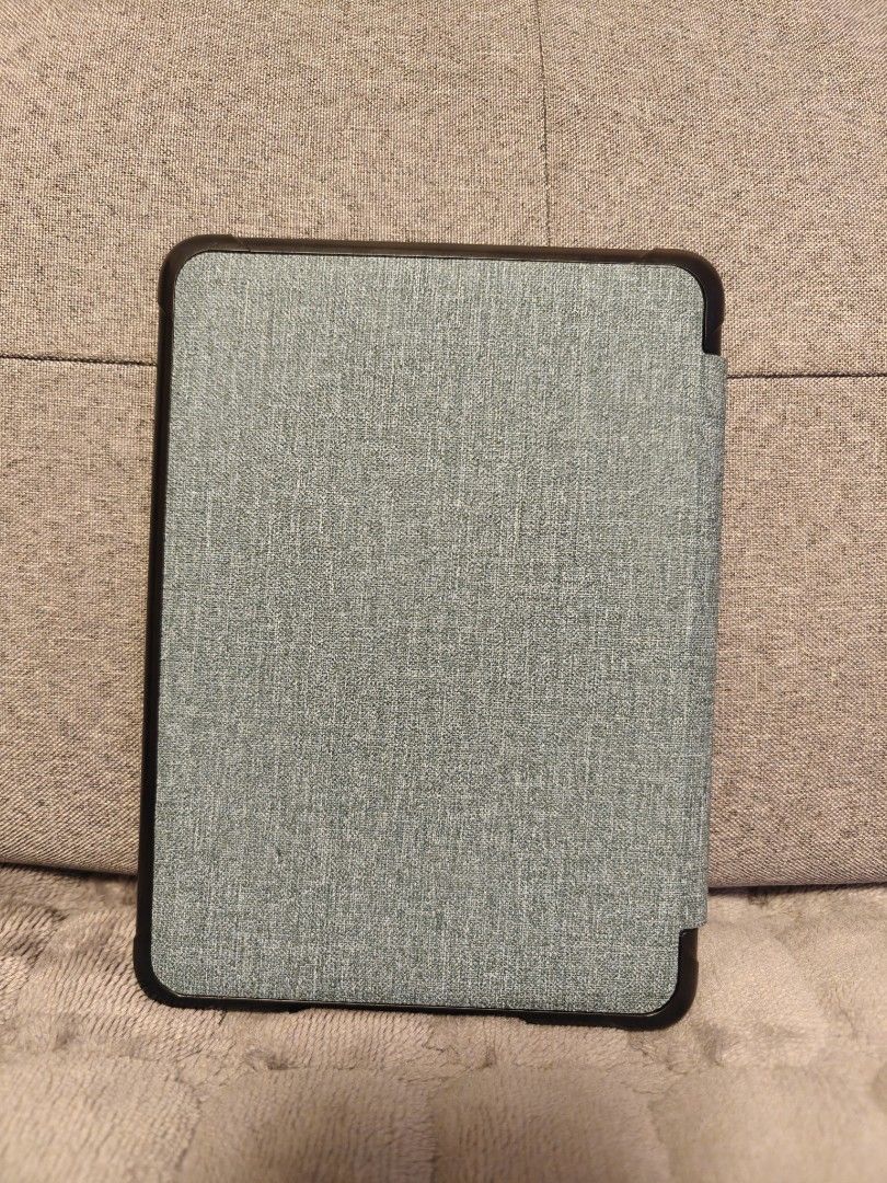 Fabric Slim Case for Kindle Paperwhite 12th Gen (Category: Cases & Sleeves) located in Pasig City. Submitted by phonefanatic (Listing ID 1467490454, Image 2). Description: Fabric Slim Case for Kindle Paperwhite 12th Gen With Auto On (open) and Off (closed).