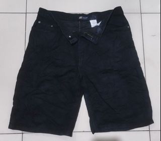 (Category: ) located in . Submitted by dhong_abay_thrift (Listing ID 1467442389, Image 1). Description: .