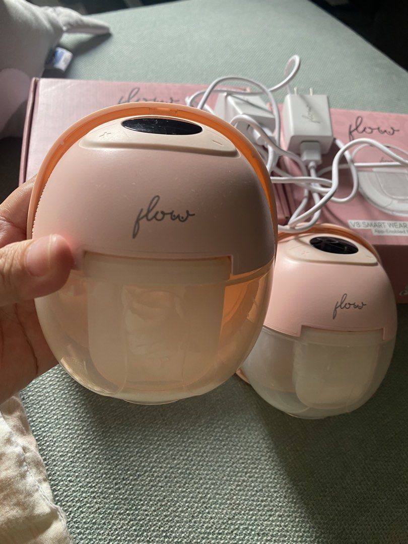 Flow v8 wearable breast pump handsfree breast pump WITH APP (Category: Breastfeeding & Bottle Feeding) located in Manila. Submitted by neneng_b_sarisari (Listing ID 1467396917, Image 3). Description: Title: Flow V8 Wearable Breast Pump | Hands-Free Breast Pump Price: ₱4,000 (2 breastpump) 🍼 FOR SALE: Flow V8 Wearable Breast Pump Make your breastfeeding and pumping journey more convenient with the Flow V8 Wearable Breast Pump! 💕 ✨ Features: ✔️ W