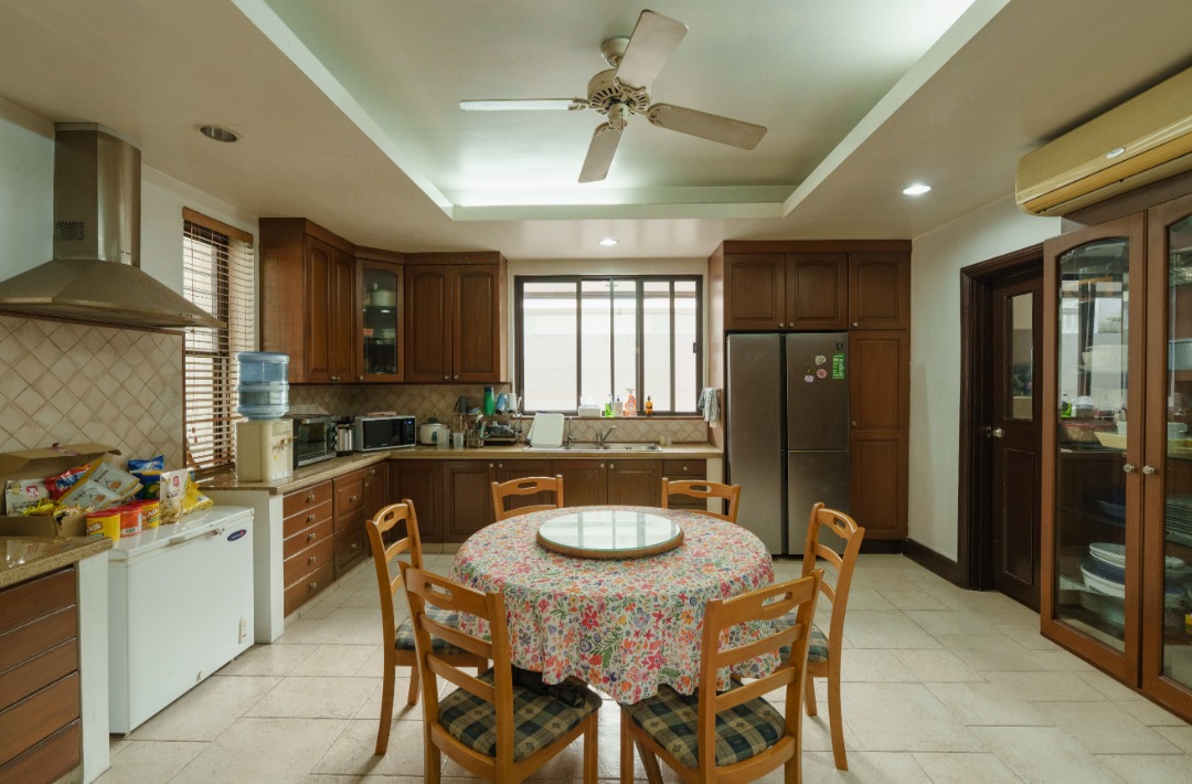 (Category: ) located in . Submitted by luxerealtyph (Listing ID 1467511334, Image 1). Description: .