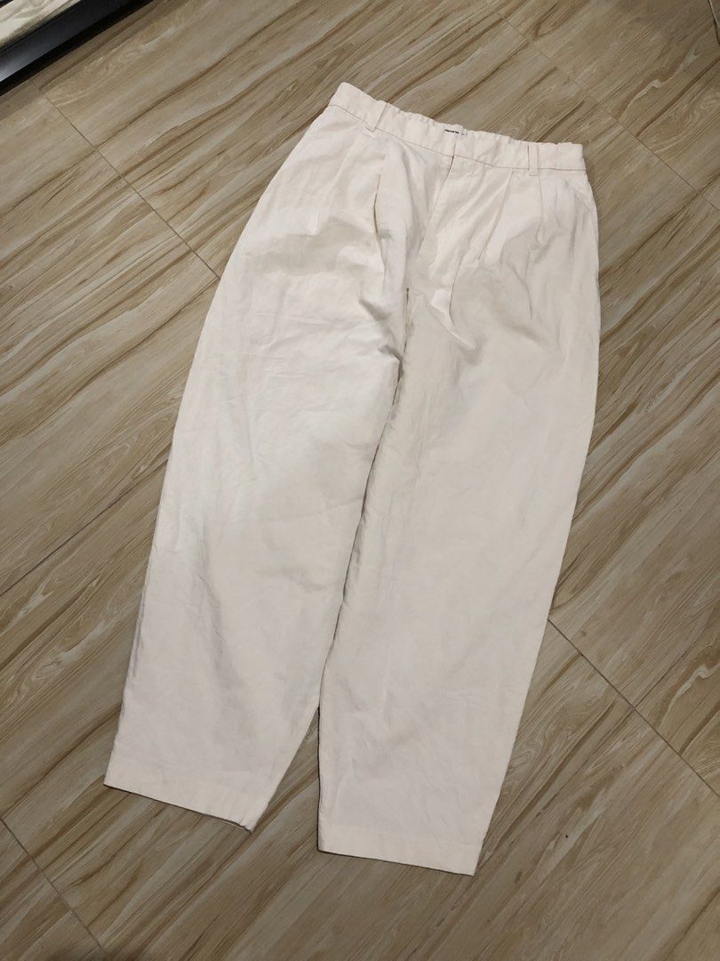 For Take All 10 pcs (Category: Jeans) located in Pozorrubio. Submitted by iy4dikz (Listing ID 1467528013, Image 3). Description: For Take All! Uniqlo x GU Size: Small-XL 5 Uniqlo 5 GU Good - Excellent Condition Pang resell niyo ₱2500 + SF Payment 1st Location📍Pangasinan.