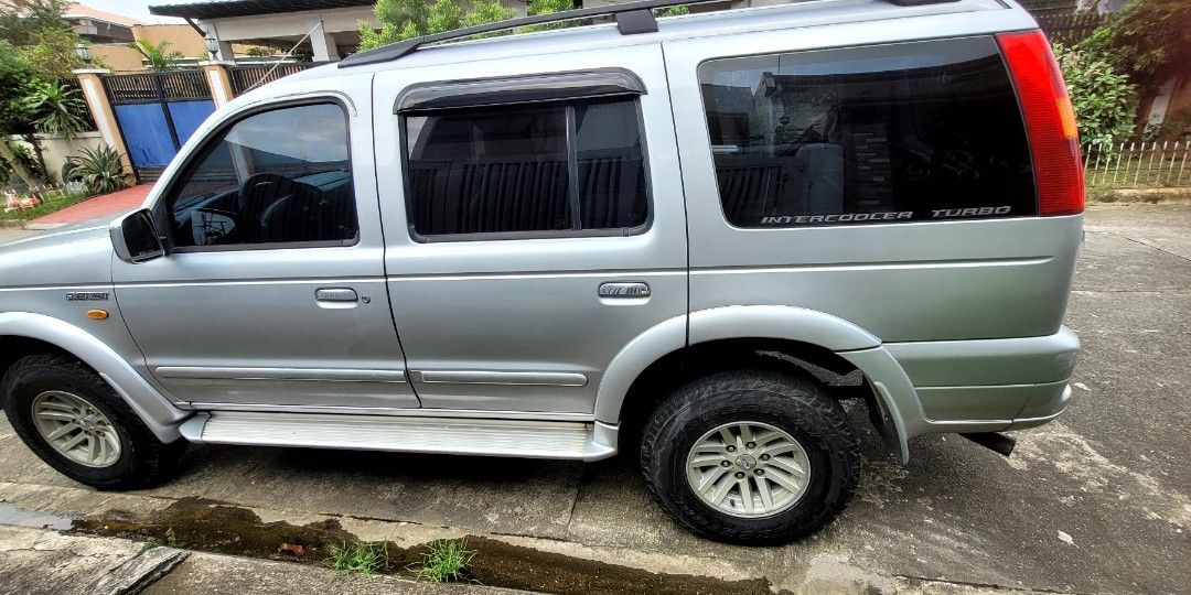 Ford Everest (Category: Used Cars) located in Quezon City. Submitted by lucky72710 (Listing ID 1467589514, Image 3). Description: 2006 Ford Everest PRICE 220K FIXED Automatic Turbo Diesel 134k kms mileage Newly changed Oil/ filter Newly changed ATF fluid Newly replaced suspension parts Newly changed Timing belt and drive belt New set of tires Bridgestone Dueler AT Leather Seats Complete registered papers Thursday coding Original paint No Accident