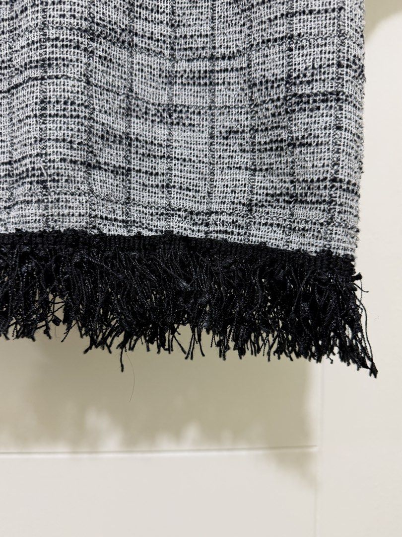 ForMe Black & White Tweed Top with Tassels (Category: Blouses) located in Pasig City. Submitted by archived.by.vvv (Listing ID 1467410719, Image 2). Description: Brand: ForMe No flaws, like new condition Size: XXS Fits XS body frame.