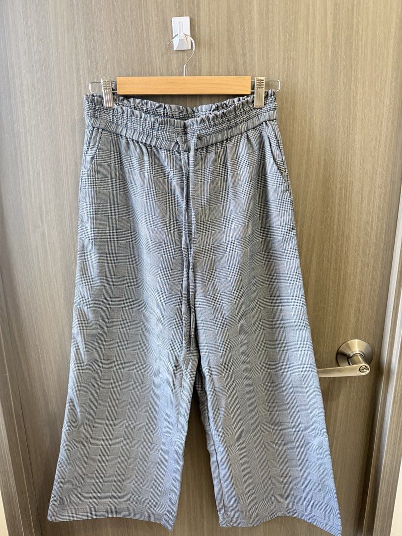 Forme Plaid High-Waist Drawstring Pants (Category: Other Bottoms) located in Manila. Submitted by ktyyycloset (Listing ID 1467445485, Image 1). Description: - Brand: Forme - Size: Small - Color/Pattern: Grey plaid - Waist: Elastic ruffled with matching drawstring - Fit: Relaxed wide-leg with side pockets - Fabric: Lightweight patterned material - Condition: Clean, label intact -Used once only.