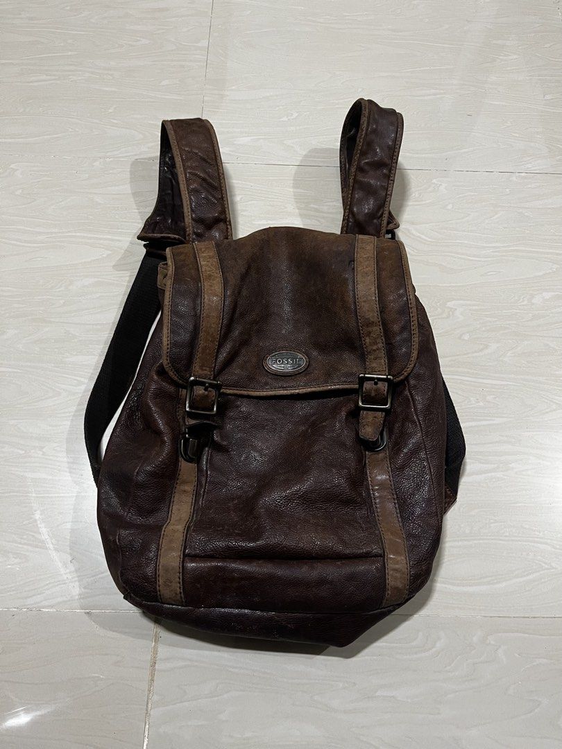 Fossil Brown Leather Backpack (Category: Backpacks) located in Baguio. Submitted by ifsixwaseven (Listing ID 1467407826, Image 1). Description: 1,500 + sf brand: FOSSIL material: genuine cowhide brown leather no issue.