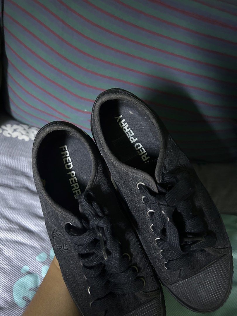 Fred Perry Black Canvas Sneakers (Category: Sneakers) located in Quezon City. Submitted by thriftxgoods (Listing ID 1467445479, Image 3). Description: Forsale Fred perry Size 6.5 Excellent Authentic 1000.