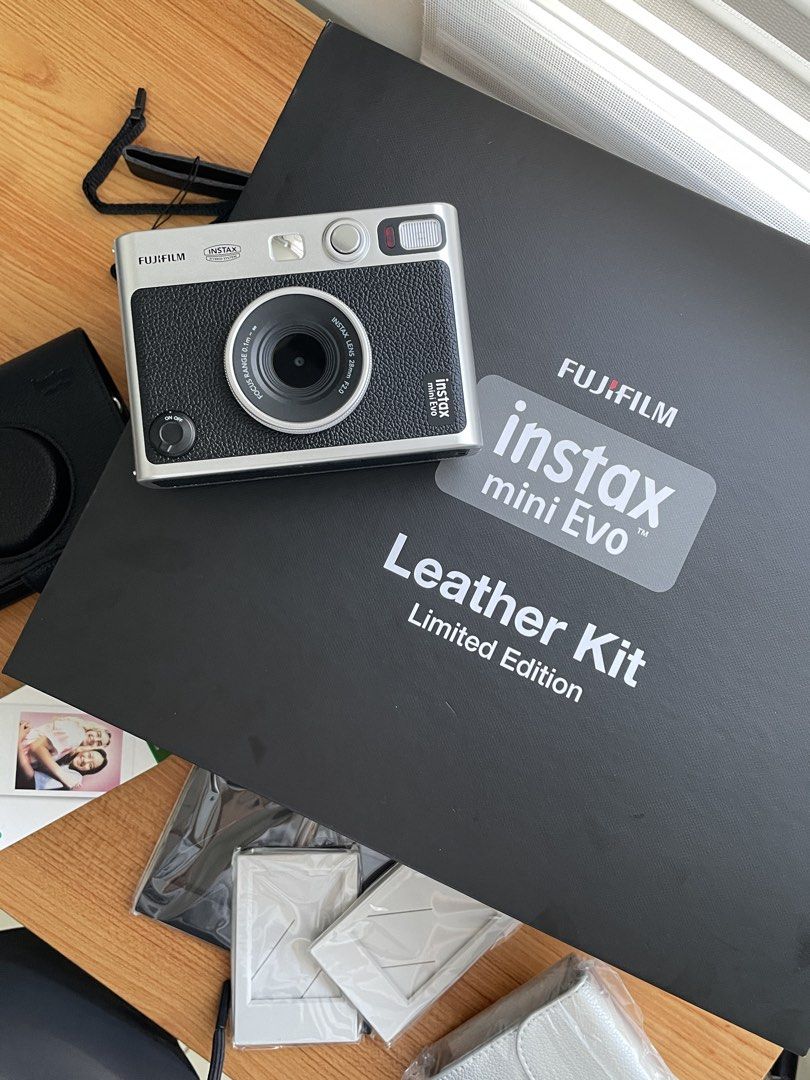 Fujifilm Instax Mini Evo Leather Kit Limited Edition (Category: Cameras) located in Caloocan City. Submitted by ginnypygmypuff (Listing ID 1467409915, Image 1). Description: Negotiable RFS: Need funds for health reasons; barely used no film included Purchase date: Feb 2026 from 14999 Limited Edition Fujifilm Instax Mini Evo Leather Kit box set Includes matching black leather camera case and silver pouch case With SD card Comes with film frames, n