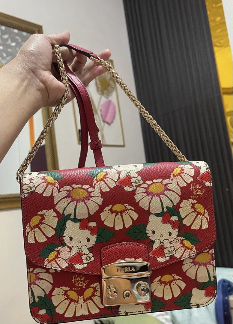 Furla x hello kitty limited edition sling bag (Category: Cross-body Bags) located in Cabiao. Submitted by imeon13 (Listing ID 1467567228, Image 2). Description: .