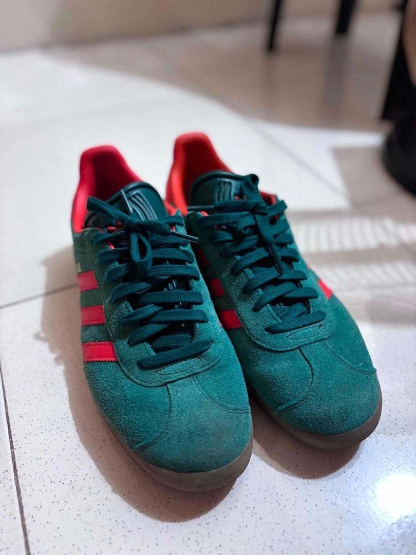 Gazelle Green Colorway (Category: Casual Shoes) located in Manila. Submitted by fallesgonjames (Listing ID 1467471159, Image 1). Description: .
