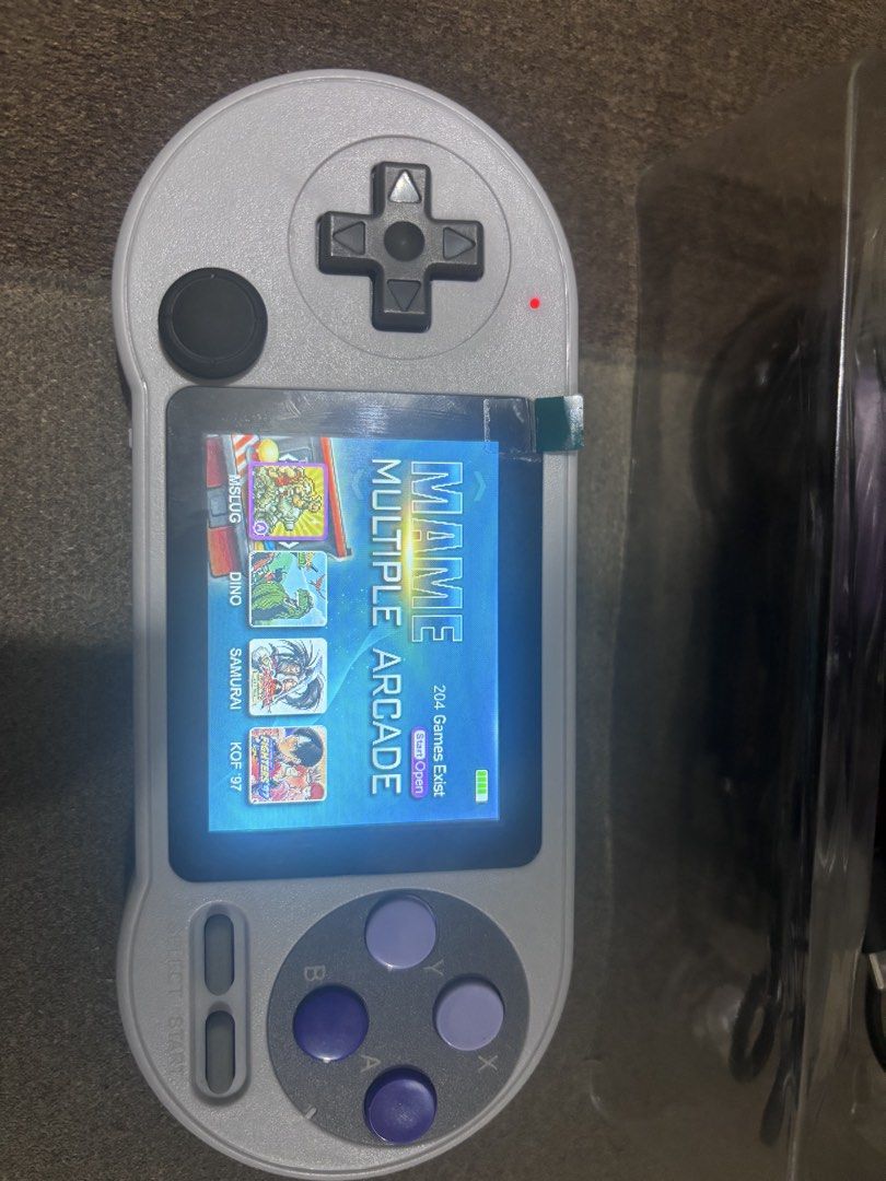GB Game console almost new subrang daming games type c na (Category: Others) located in Navotas City. Submitted by jerfratz (Listing ID 1467519402, Image 2). Description: Console retro games Gameboy SF 2000 Subrang daming games .