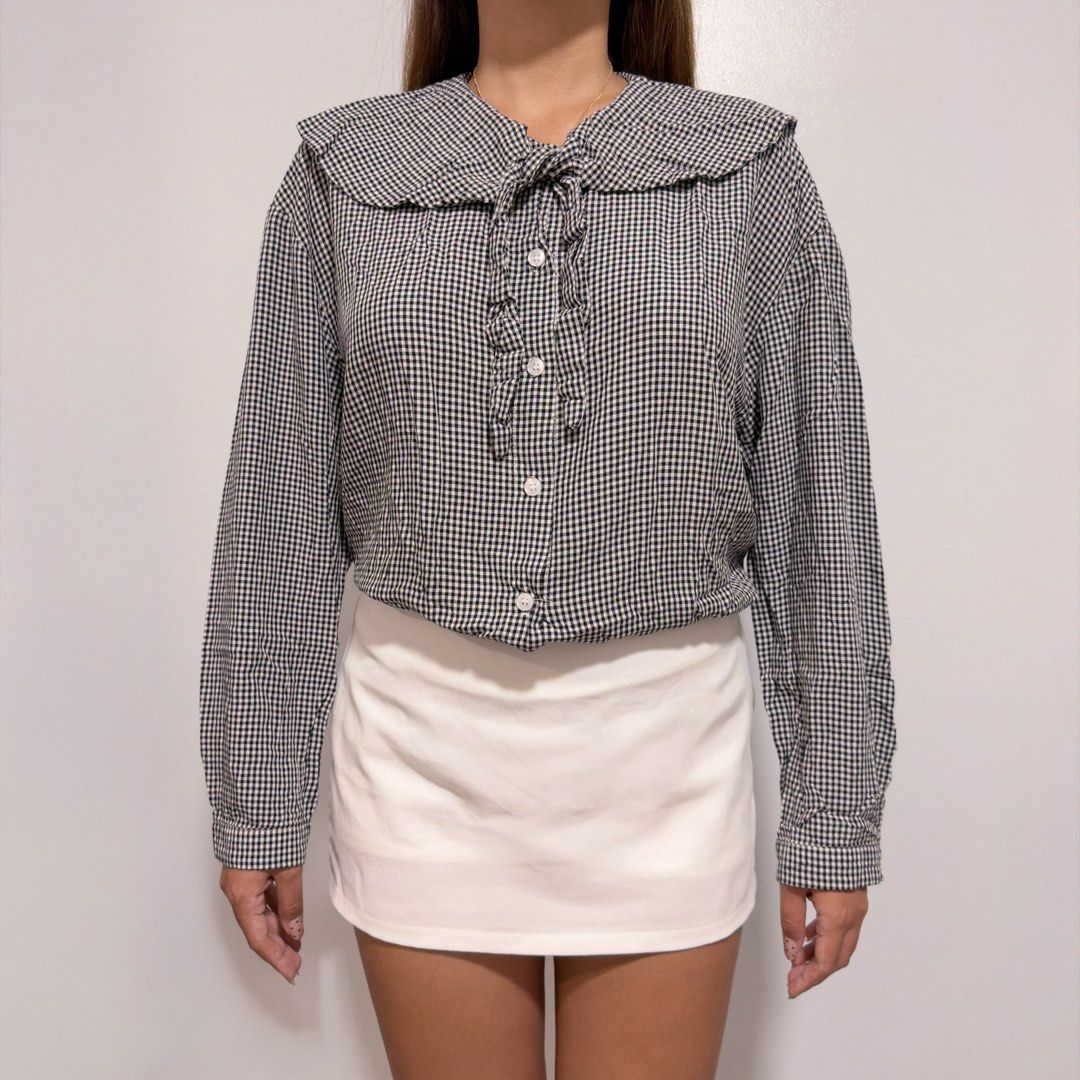 gingham collared top (Category: Longsleeves) located in Cebu City. Submitted by cuteoncue (Listing ID 1467588119, Image 1). Description: large-xl.
