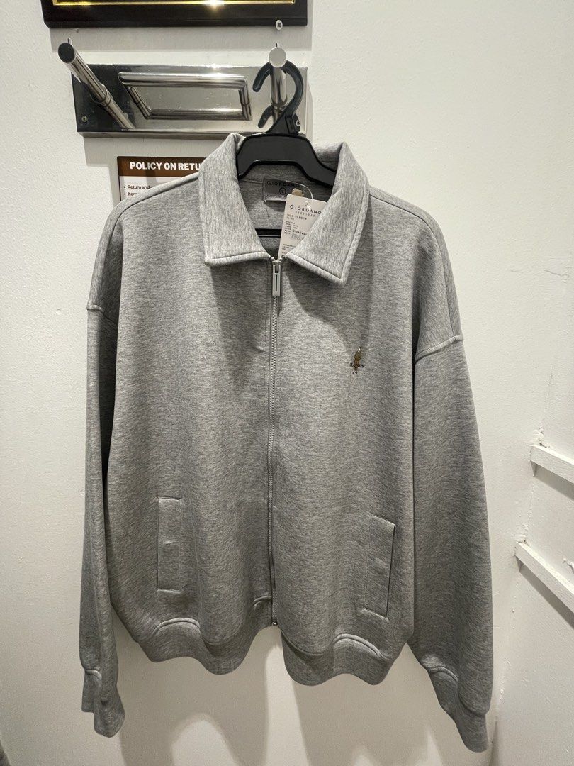 Giordano Ladies Zip-Up Collared Jacket (Category: Coats, Jackets and Outerwear) located in Manila. Submitted by stepsole (Listing ID 1467511402, Image 1). Description: Giordano for men Large and medium Brand new with hang tag and price Original price 3,999 selling it 5k only for 2pcs. .